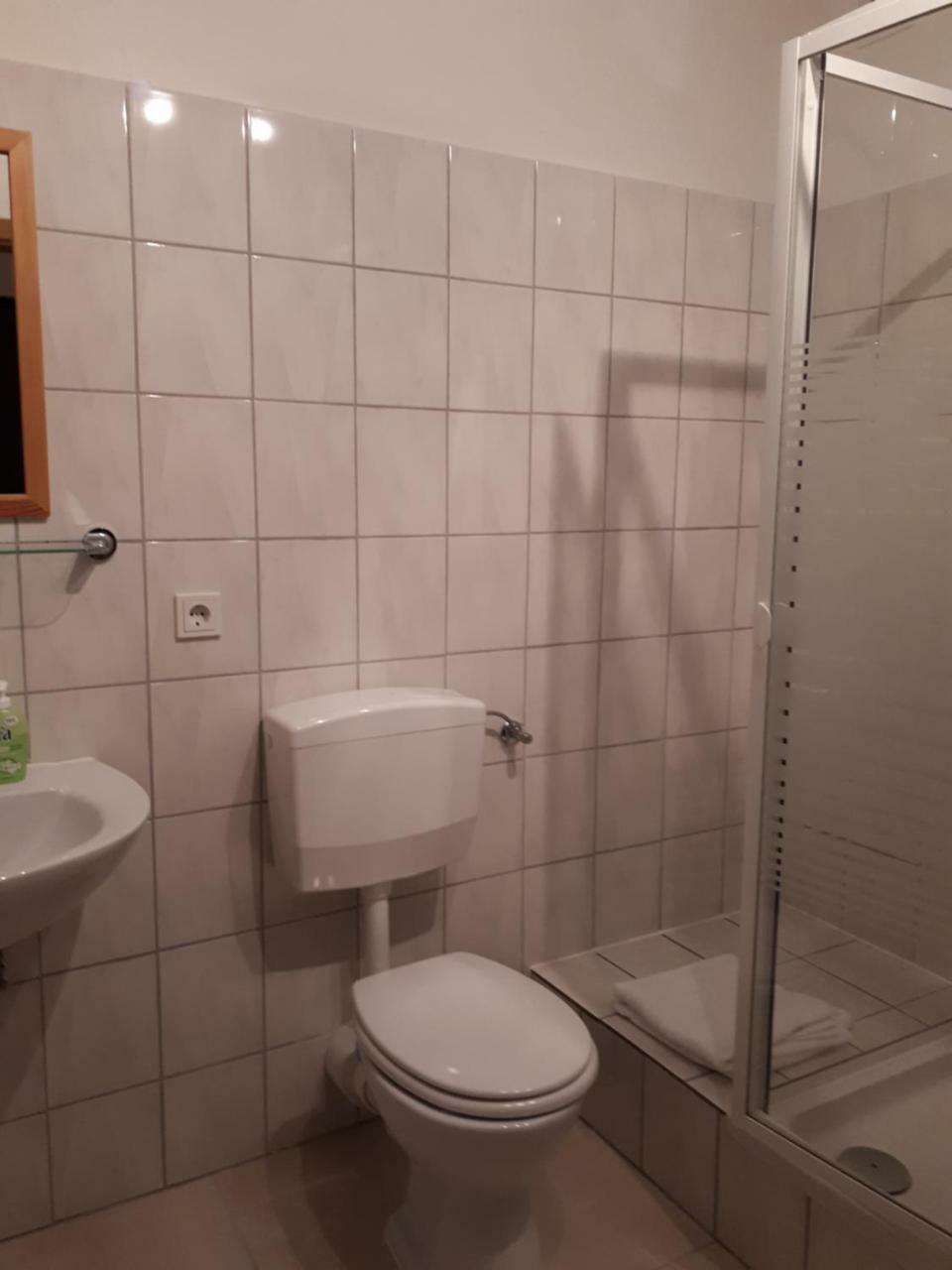 Herberg Die Alte Schleuse Manderscheid Extérieur photo
