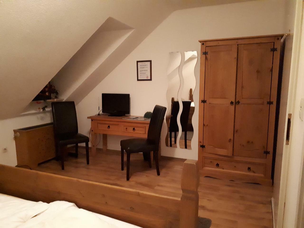 Herberg Die Alte Schleuse Manderscheid Extérieur photo